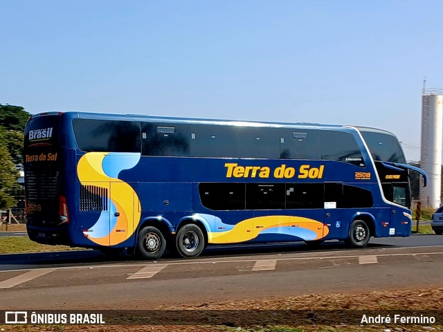 Terra do Sol 25018 na cidade de Araras, São Paulo, Brasil, por André Fermino . Número da foto: #13233551.