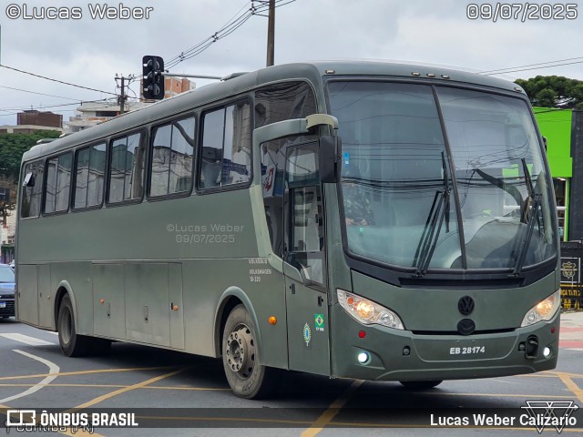 Exército Brasileiro EB 28174 na cidade de Curitiba, Paraná, Brasil, por Lucas Weber Calizario. Número da foto: #13231851.