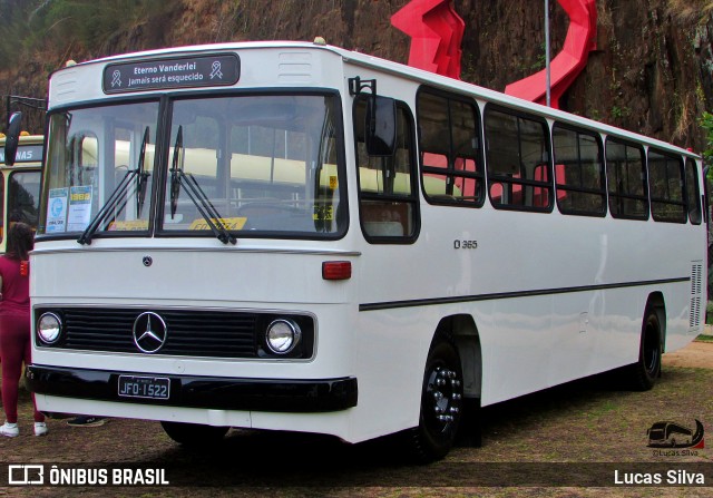 Ônibus Particulares 1522 na cidade de Campinas, São Paulo, Brasil, por Lucas Silva. Número da foto: #13234742.