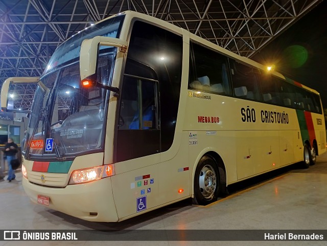 Empresa São Cristóvão 1050 na cidade de Patos de Minas, Minas Gerais, Brasil, por Hariel Bernades. Número da foto: #13231921.