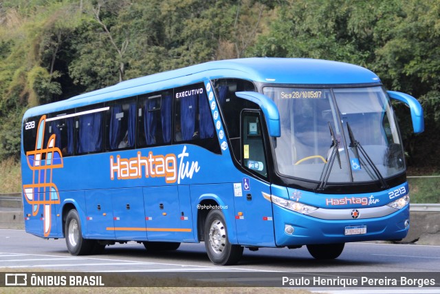 Hashtag Tur 2213 na cidade de Piraí, Rio de Janeiro, Brasil, por Paulo Henrique Pereira Borges. Número da foto: #13232780.