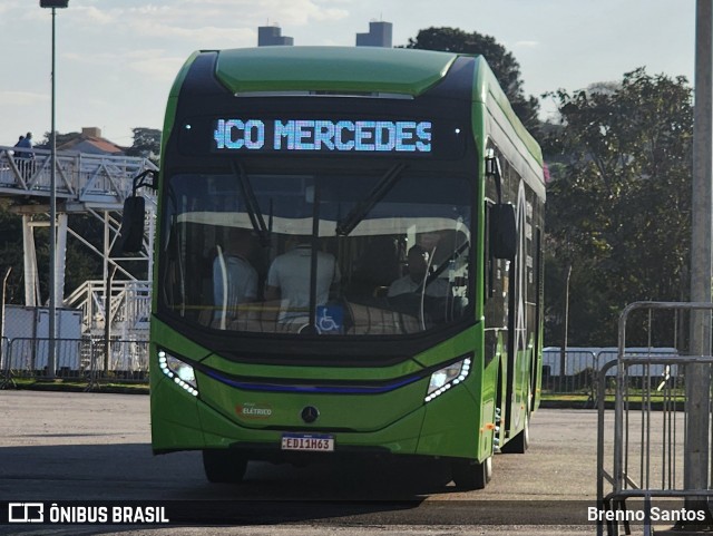 Mercedes-Benz DEMO DRIVE na cidade de São Paulo, São Paulo, Brasil, por Brenno Santos. Número da foto: #13232835.