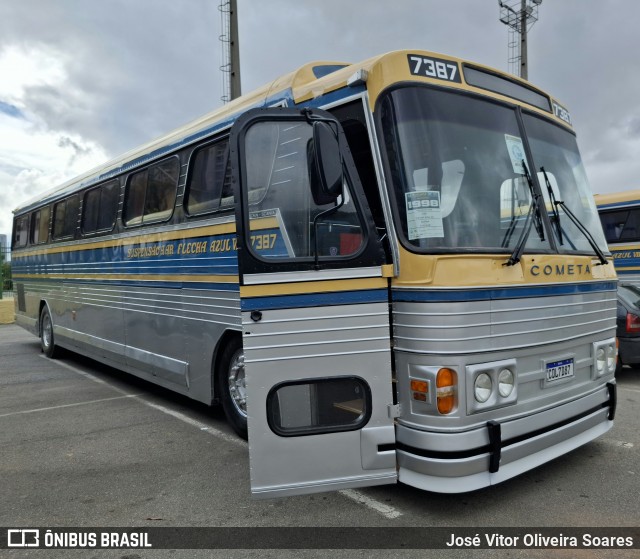 Ônibus Particulares 7387 na cidade de Barueri, São Paulo, Brasil, por José Vitor Oliveira Soares. Número da foto: #13232562.
