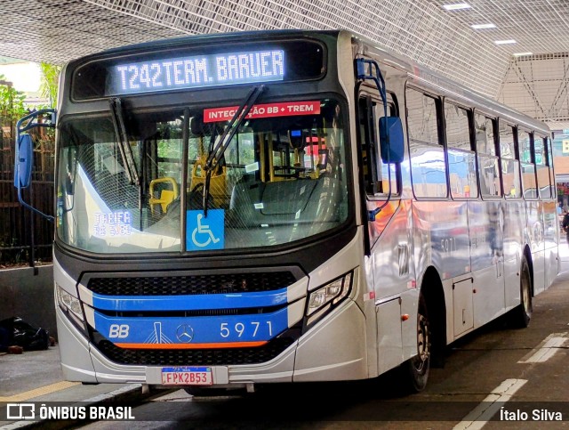 BB Transportes e Turismo 5971 na cidade de Barueri, São Paulo, Brasil, por Ítalo Silva. Número da foto: #13236219.