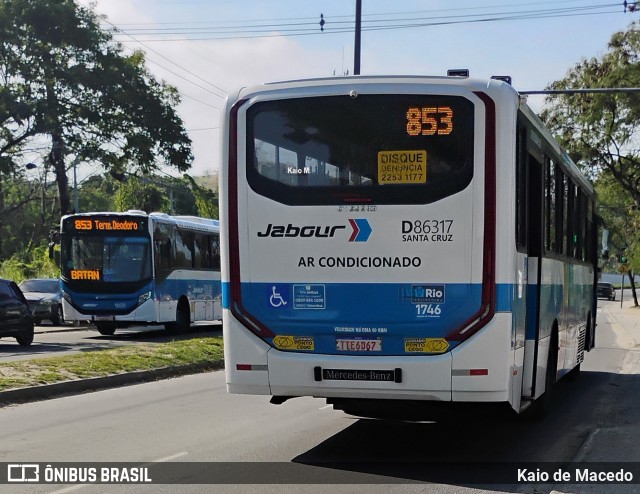 Auto Viação Jabour D86317 na cidade de Rio de Janeiro, Rio de Janeiro, Brasil, por Kaio de Macedo. Número da foto: #13235848.