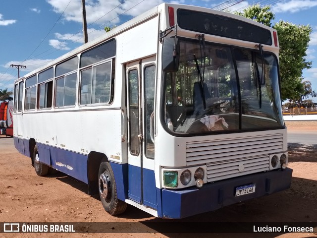 Ônibus Particulares 5I46 na cidade de Lucas do Rio Verde, Mato Grosso, Brasil, por Luciano Fonseca. Número da foto: #13236140.