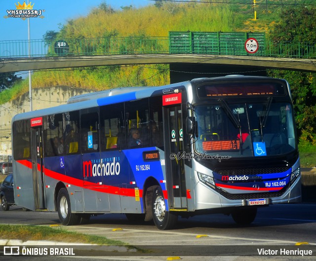 Transportes Machado RJ 162.064 na cidade de Duque de Caxias, Rio de Janeiro, Brasil, por Victor Henrique. Número da foto: #13236959.