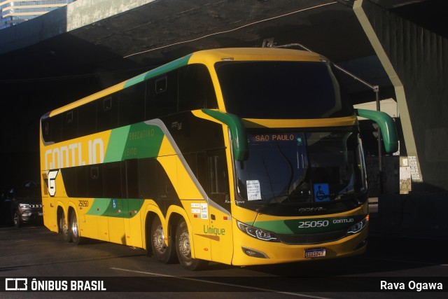 Empresa Gontijo de Transportes 25050 na cidade de Belo Horizonte, Minas Gerais, Brasil, por Rava Ogawa. Número da foto: #13235955.