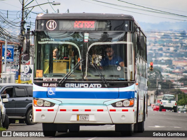 ATD - AutoTransportes Desamparados 41 na cidade de San Rafael Arriba, Desamparados, San José, Costa Rica, por Sebas Gamboa. Número da foto: #13235522.