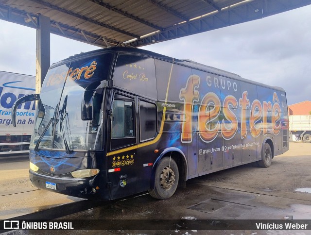 Grupo Festerê 55 na cidade de São Leopoldo, Rio Grande do Sul, Brasil, por Vinícius Weber. Número da foto: #13235083.