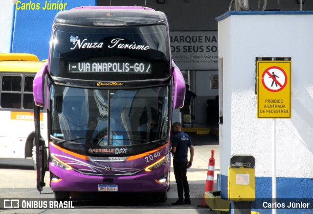 N Tur - Neuza Turismo 2040 na cidade de Goiânia, Goiás, Brasil, por Carlos Júnior. Número da foto: #13236809.
