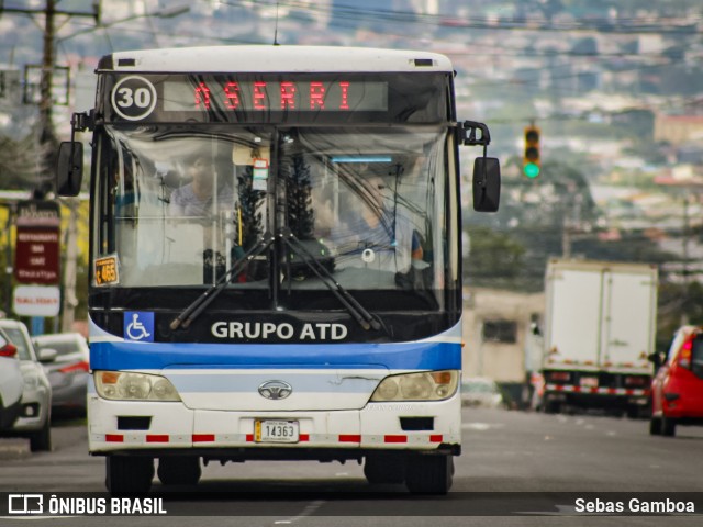 ATD - AutoTransportes Desamparados 30 na cidade de San Rafael Arriba, Desamparados, San José, Costa Rica, por Sebas Gamboa. Número da foto: #13235586.