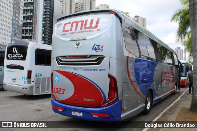 CMW Transportes 1323 na cidade de Barueri, São Paulo, Brasil, por Douglas Célio Brandao. Número da foto: #13236840.