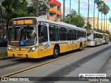 Companhia Carris Porto-Alegrense 0718 na cidade de Porto Alegre, Rio Grande do Sul, Brasil, por Gustavo  Bonfate. Número da foto: #:id.