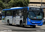 Viação Flecha Branca 15-300 na cidade de Cachoeiro de Itapemirim, Espírito Santo, Brasil, por Guilherme Neves. Número da foto: #13235851.