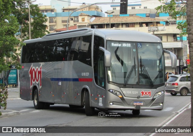 Auto Viação 1001 RJ 108.1229 na cidade de Cabo Frio, Rio de Janeiro, Brasil, por Leonardo Daniel. Número da foto: #13239686.