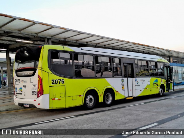 Itajaí Transportes Coletivos 2076 na cidade de Campinas, São Paulo, Brasil, por José Eduardo Garcia Pontual. Número da foto: #13238264.