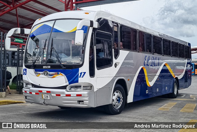 TUAN RL 17 na cidade de Alajuela, Alajuela, Costa Rica, por Andrés Martínez Rodríguez. Número da foto: #13239623.