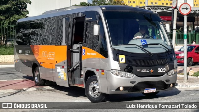 Beverly Fretamento e Turismo 0019 na cidade de São Paulo, São Paulo, Brasil, por Luiz Henrique Fornazari Toledo. Número da foto: #13238886.