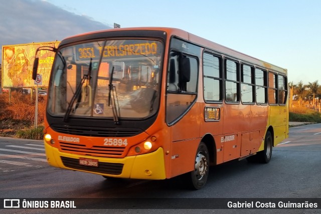 Companhia Coordenadas de Transportes 25894 na cidade de Sarzedo, Minas Gerais, Brasil, por Gabriel Costa Guimarães. Número da foto: #13238941.