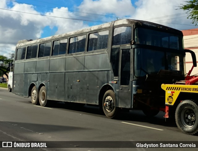 Ônibus Particulares JTH4298 na cidade de Aracaju, Sergipe, Brasil, por Gladyston Santana Correia. Número da foto: #13239549.