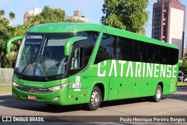 Auto Viação Catarinense 3342 na cidade de Curitiba, Paraná, Brasil, por Paulo Henrique Pereira Borges. Número da foto: #13239567.