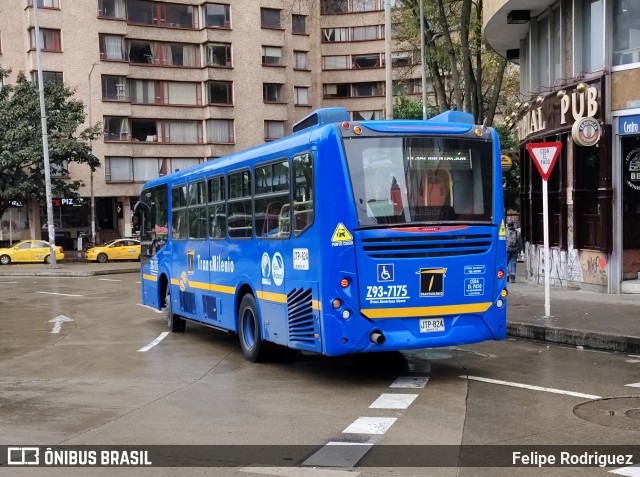 Transmilenio Z93-7175 na cidade de Bogotá, Colômbia, por Felipe Rodriguez. Número da foto: #13238600.
