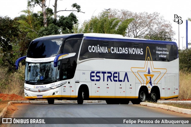 Viação Estrela 2302 na cidade de Brasília, Distrito Federal, Brasil, por Felipe Pessoa de Albuquerque. Número da foto: #13240180.