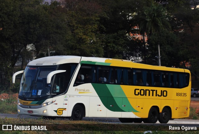 Empresa Gontijo de Transportes 18835 na cidade de Montes Claros, Minas Gerais, Brasil, por Rava Ogawa. Número da foto: #13242305.