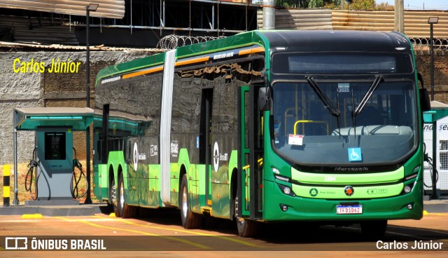 Metrobus 1204 na cidade de Goiânia, Goiás, Brasil, por Carlos Júnior. Número da foto: #13243288.