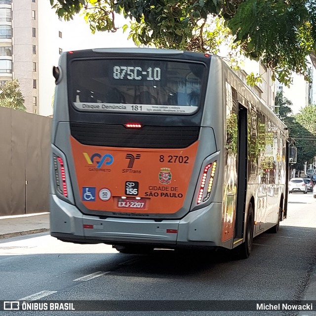 Viação Gato Preto 8 2702 na cidade de São Paulo, São Paulo, Brasil, por Michel Nowacki. Número da foto: #13243485.