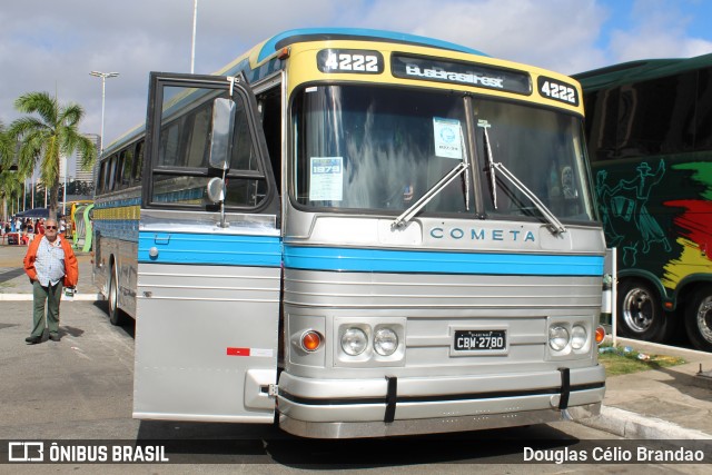 Ônibus Particulares 4222 na cidade de Barueri, São Paulo, Brasil, por Douglas Célio Brandao. Número da foto: #13243351.