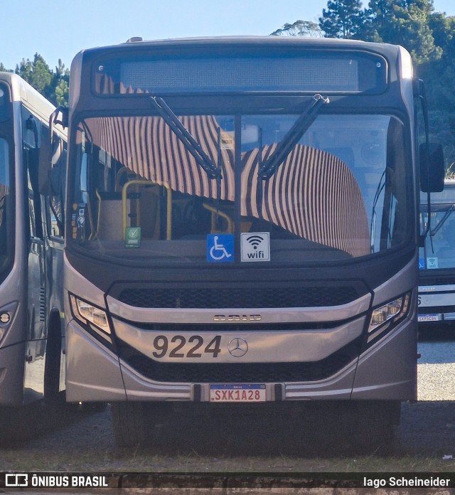 BluMob - Concessionária de Transporte Urbano de Blumenau 9224 na cidade de Blumenau, Santa Catarina, Brasil, por Iago Scheineider. Número da foto: #13241492.