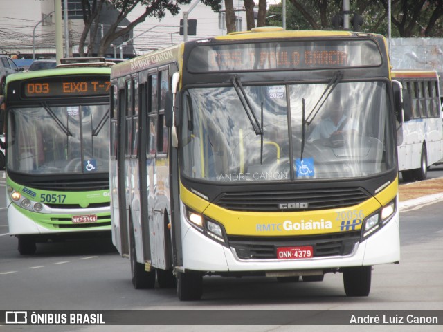 HP Transportes Coletivos 20056 na cidade de Goiânia, Goiás, Brasil, por André Luiz Canon. Número da foto: #13242880.