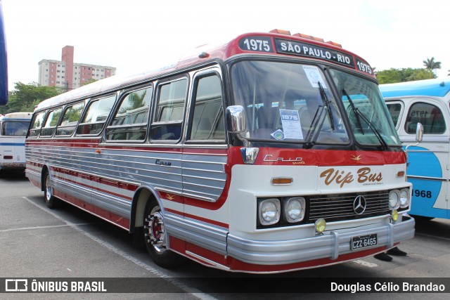 Vip Bus Comércio de Ônibus 1975 na cidade de Barueri, São Paulo, Brasil, por Douglas Célio Brandao. Número da foto: #13243520.