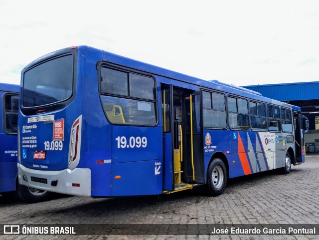 Transportes Capellini 19.099 na cidade de Hortolândia, São Paulo, Brasil, por José Eduardo Garcia Pontual. Número da foto: #13241345.