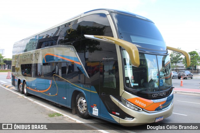 Centauro Turismo 10000 na cidade de Barueri, São Paulo, Brasil, por Douglas Célio Brandao. Número da foto: #13246367.