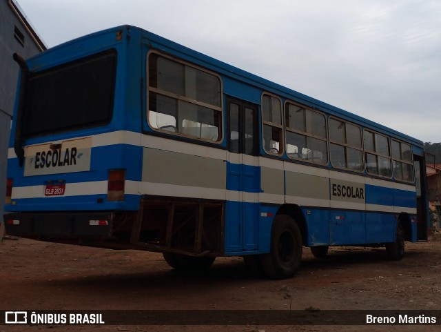 Escolares GLB 2831 na cidade de Turmalina, Minas Gerais, Brasil, por Breno Martins. Número da foto: #13244812.