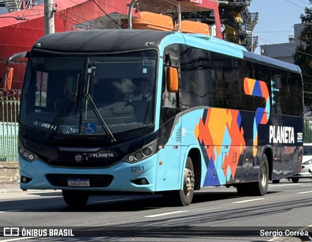 Planeta Transportes Rodoviários 2253 na cidade de Vitória, Espírito Santo, Brasil, por Sergio Corrêa. Número da foto: #13244142.