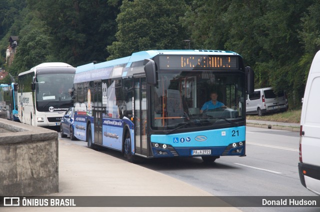 Stadtwerke Passau 21 na cidade de Passau, Bavaria, Alemanha, por Donald Hudson. Número da foto: #13245733.