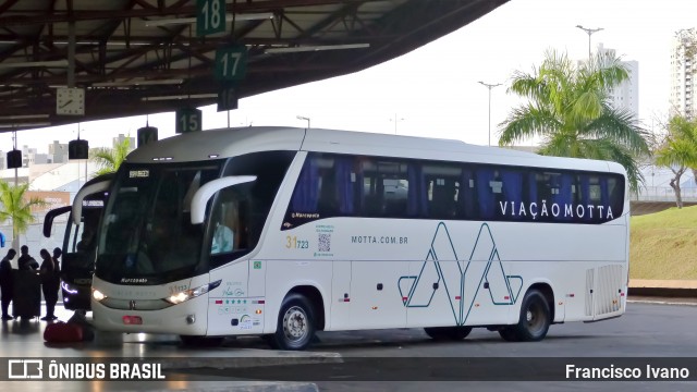 Viação Motta 31723 na cidade de Londrina, Paraná, Brasil, por Francisco Ivano. Número da foto: #13247196.