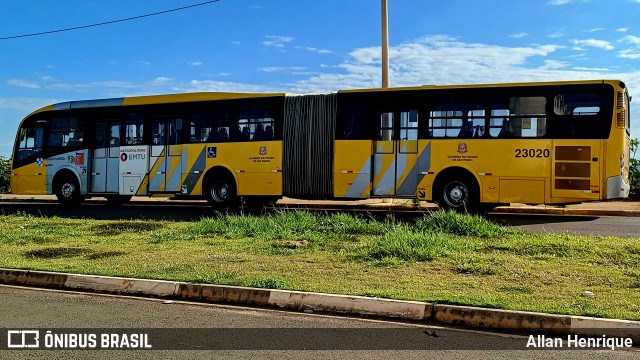 Transportes Capellini 23020 na cidade de Paulínia, São Paulo, Brasil, por Allan Henrique. Número da foto: #13245142.