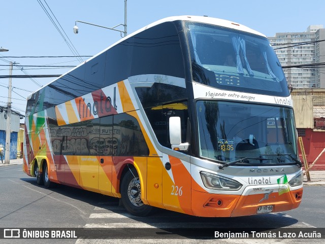 Buses Linatal 226 na cidade de Estación Central, Santiago, Metropolitana de Santiago, Chile, por Benjamín Tomás Lazo Acuña. Número da foto: #13247203.