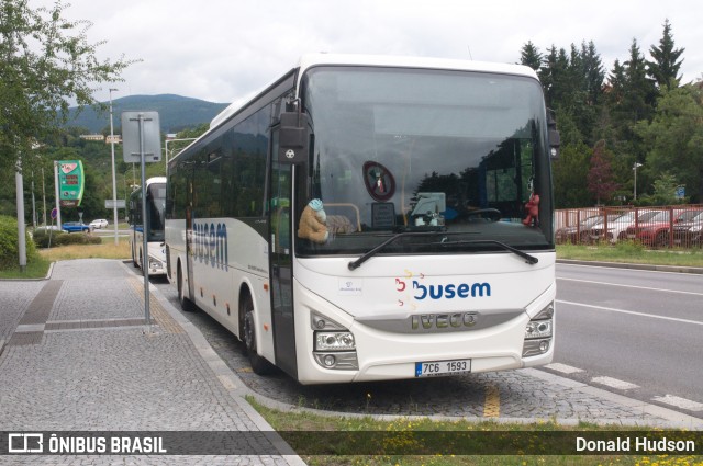 ČSAD Autobusy 7C61593 na cidade de Ceský Krumlov, Ceský Krumlov, South Bohemian Region, República Checa, por Donald Hudson. Número da foto: #13245616.