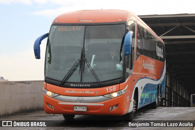 Pullman Bus 158 na cidade de Estación Central, Santiago, Metropolitana de Santiago, Chile, por Benjamín Tomás Lazo Acuña. Número da foto: #13245860.