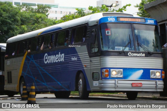 Viação Cometa 1203 na cidade de São Paulo, São Paulo, Brasil, por Paulo Henrique Pereira Borges. Número da foto: #13246319.