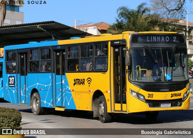 Imperial Transporte e Locação 317 na cidade de Araucária, Paraná, Brasil, por Busologia Gabrielística. Número da foto: #13249545.