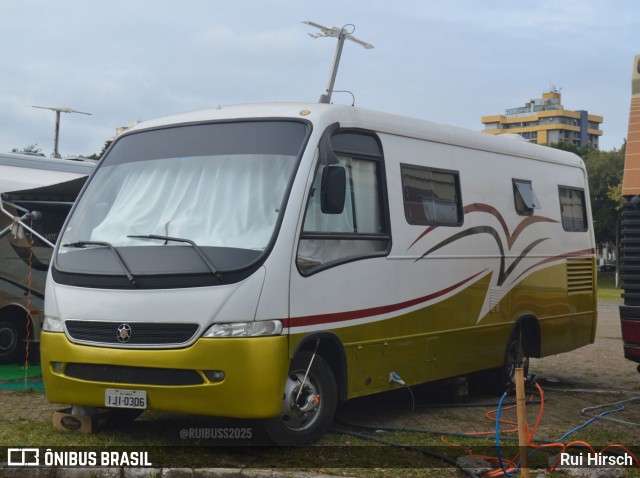 Motorhomes 0306 na cidade de Santa Cruz do Sul, Rio Grande do Sul, Brasil, por Rui Hirsch. Número da foto: #13248007.