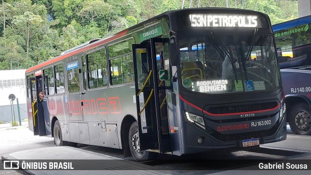 Transportes Única Petrópolis RJ 163.002 na cidade de Petrópolis, Rio de Janeiro, Brasil, por Gabriel Sousa. Número da foto: #13248826.