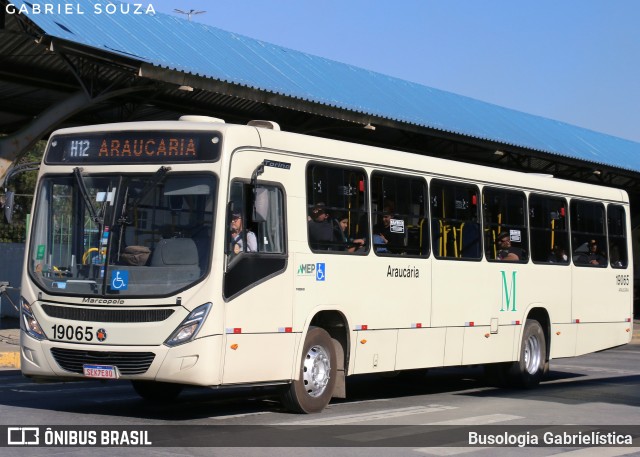 Araucária Transportes Coletivos 19065 na cidade de Araucária, Paraná, Brasil, por Busologia Gabrielística. Número da foto: #13249528.